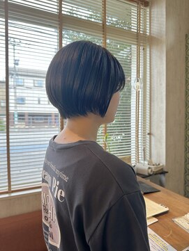 美容室 ミヤモト お洒落丸みショート