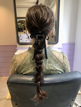 ネオリーブエクラ 上野御徒町店(Neolive eclat) 編み下ろしお呼ばれヘアセット