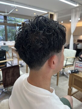 ロッコ 船橋駅(Rocco) 大人パーマ/30代/40代/メンズパーマ　船橋　船橋駅