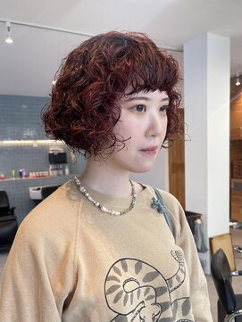 ナループロア ハチ(Nalu pu loa hachi) ボブパーマ/赤髪パーマ/パーマ女子/ウェーブパーマ