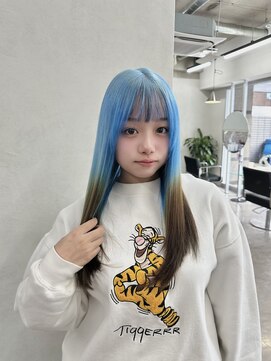 ティントバイアロブリーチ 大阪梅田(tint by alo bleach) 【TOMOKI】ブルー/ルーツカラー《大阪梅田駅》