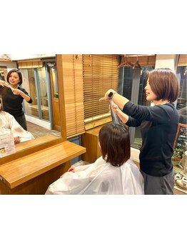一人のスタイリストが仕上げまで担当♪丁寧なカウンセリングと高い技術力で、あなたの魅力を引き出すヘアに