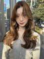 ダブル(W)&nbsp;韓国で流行りのトリートメントや顔周りカットでさらにかわいく！
