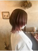 ピンクインナーのおしゃれマッシュウルフ