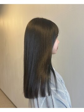 ヘアーメイクブランニュー セントラル 西大寺店(hair make Brand new central) オリーブカラーツヤカラー寒色ヘアぱっつんロング暗髪大和西大寺