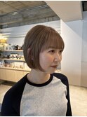 beige color × bob