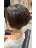 ショートボブ