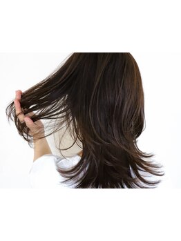 ［髪質改善］自然な「柔らか艶髪」に！髪質改善・縮毛矯正でダメージ毛でも◎［髪質改善/縮毛矯正］