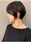 美人ショート　小顔カット　骨格矯正カット　透明感暗髪