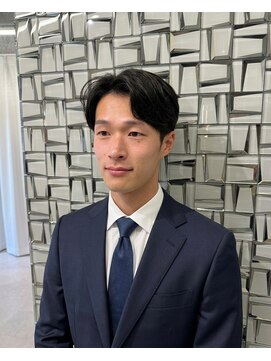 ウィーニード 名古屋(WENEED) センターパート／韓国風ビジネススタイル