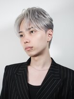 オーシャントーキョー ホワイト 原宿(OCEAN TOKYO WHITE)&nbsp;ハイトーンセンターパートウルフ韓国ホワイトカラー白金