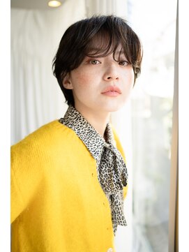 マグノリア オモテサンドウ(MAGNOLiA Omotesando) 重めのカールが可愛い！女っぽマッシュショート・・・HINATA