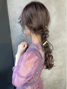 アイユー(ii+U) インスタ【sosohase】上品スタイル　ロングヘア　前髪　韓国風