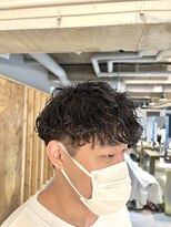 アカ(ACA)&nbsp;波巻きツイストスパイラルパーマメンズ 大通札幌センターパート