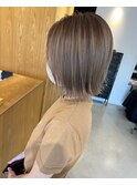 フラッフィーボブ×ぷつっとカット