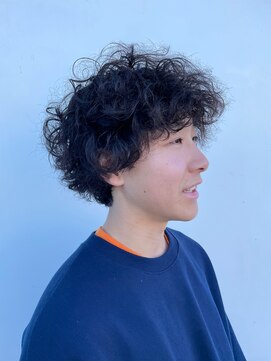 エイム オブ ガーネット aim of garnet プードルパーマ　メンズパーマ　スパイラルパーマ　眉毛カット