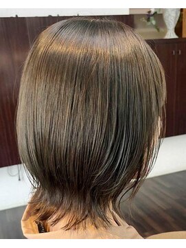 エノモト(ENOMOTO) 外ハネダークアッシュ×大人女子ボブ40代40代ヘアスタイル