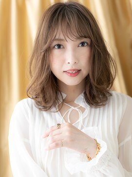 カバーヘア ブリス 川口(COVER HAIR bliss) ブリーチなしミルクグレージュミディアムレイヤーX川口30代40代
