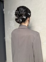 コトナ(kotona)&nbsp;【リボンシニヨンヘアアレンジ】ヘアセットお呼ばれヘアカチモリ