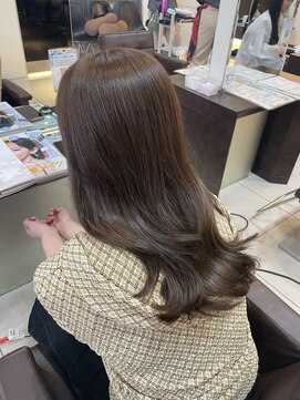 フォルテ 草薙店 赤み消し♪オリーブベージュ