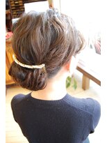 ベル(BELL)&nbsp;波ウェーブで大人のアップスタイル【BELL桜新町/用賀】