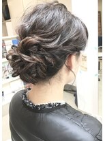 ヘアアンドメイクフリッシュ(HAIR&MAKE FRISCH) ゆるふわアレンジ3