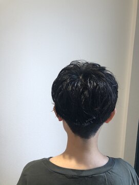 キー(KEY) ハンサムベリーショート