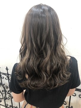 ティンク センター南 (Tink) フォギーアッシュ