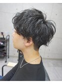 メンズセンターパート無造作パーマ