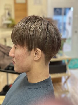 クロック バイ オハナ(Clock by Ohana) ミルクティーベージュのメンズマッシュ