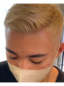クアトロ(KUATRO) Blonde hair