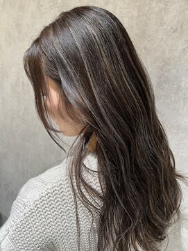 ザブリッジ(the Bridge) 20代30代40代に人気！グレージュハイライト×ロング