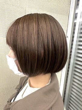 アウラ 高岡店(AULA) モカグレージュ