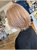 ベージュショートスタイル