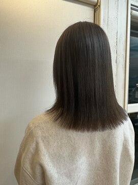 ヘアーサロン リアン 鴻巣店(hair salon Rien) アッシュベージュ/切りっぱなしライン