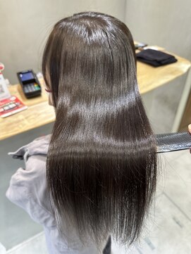 フェリア 松山(Feria) 【Feria松山】髪質改善ストレート☆本宮