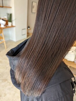 エン(EEN)の写真/手触り、艶その全てが今まで以上☆憧れの自然なストレートに♪酸性ストレートで髪のダメージが激減！