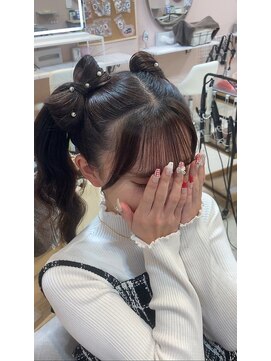 プーペ(pupe) 立体リボンヘア