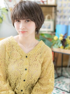 カバーヘア ブリス 志木南口駅前店(COVER HAIR bliss) グレーベージュ丸みショートマッシュウルフh3志木20代30代40代