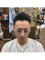 ゴートファミリー 川口(G.O.A.T FAMILY)&nbsp;ツーブロック　フェード　7：3分け