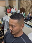 アイロンパーマ×スキンフェード