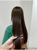 やわらか透明感のオリーブブラウン
