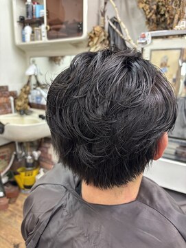 メンズニュアンスパーマ【西武新宿駅】【駅近徒歩1分】