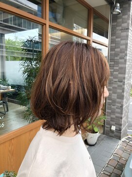 ツバメヘア ふんわりボブ