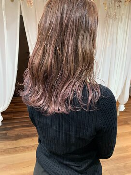 ホワイト(WHITE HAIR@NICOLA) ピンクベージュ×ピンクバイオレット