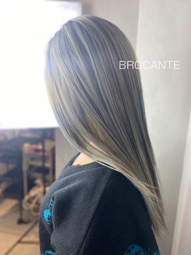 ラトリエ ブロカント 立川北口店(L'atelier BROCANTE) シルバー ミルクティーベージュ wカラー ケアプロ