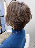 ハイライトミセスミディアムショート