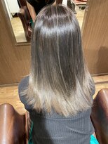 モード ケイズ ヴェルデ 西院店(MODE K's VERDE)&nbsp;ナチュラルバレイヤージュ×ツヤ髪