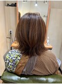 ナチュラルハイライト  くすみベージュ くびれボブ