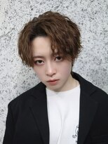 エデアンルクラ 下通(EDEAN Leclat)&nbsp;熊本波巻きパーマ 波巻きスパイラル センターパート